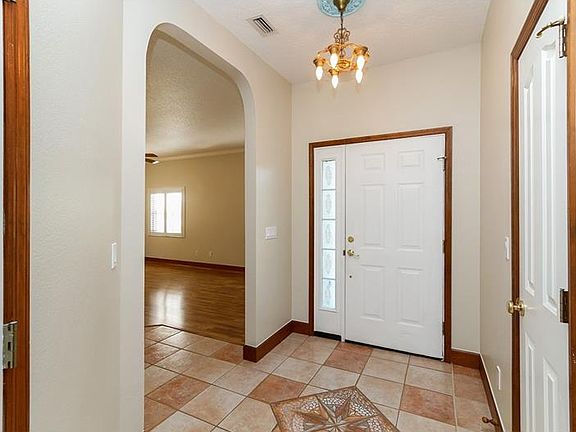 2nd image of 11901 Hilltop Dr