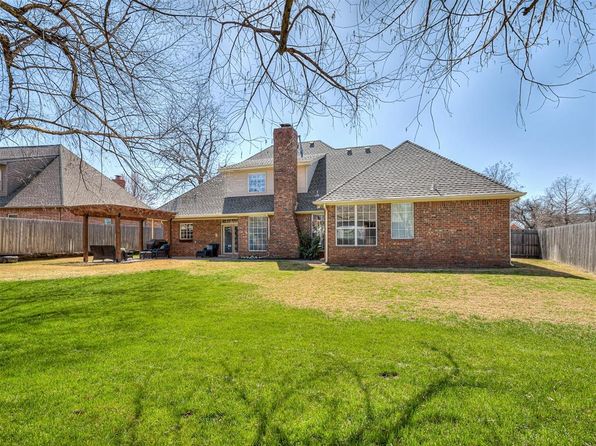 1716 Olde North Pl, Edmond, OK 73034