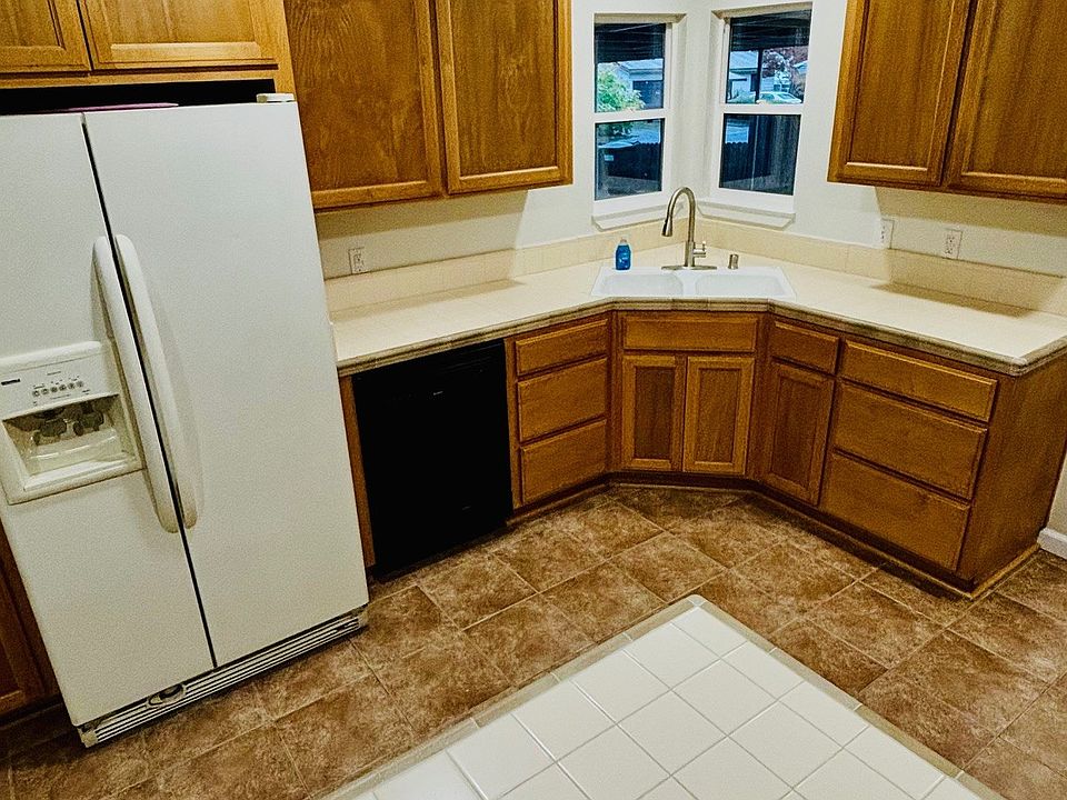 1st image of 3629 Lankershim Way