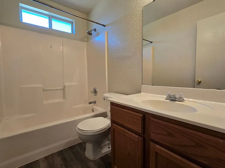 3303 Driftwood Dr — Photo 17