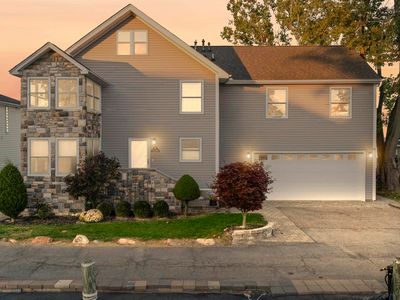 50740 Base St, New Baltimore, MI, 48047