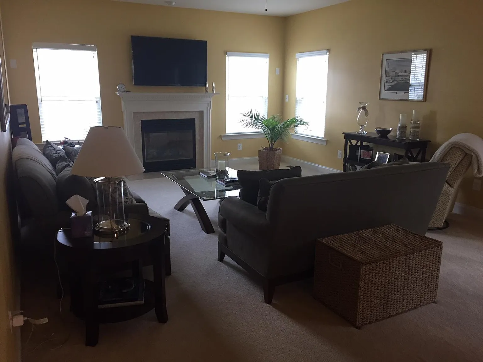 5 bed, 3450 sqft, $3,700 — Photo 3