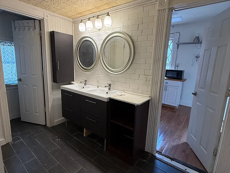 929 Franklin St #3 — Photo 16