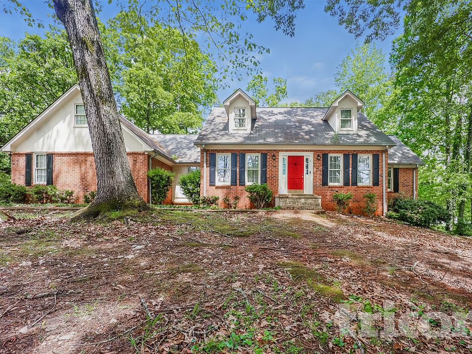 1st image of 150 Tanglewood Dr