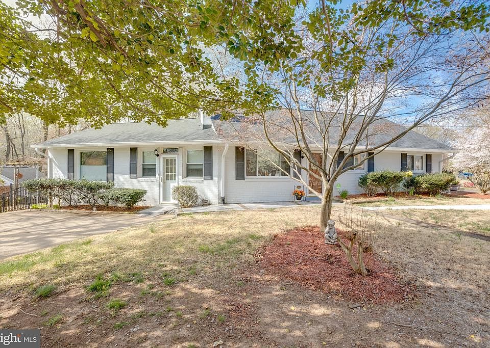 1st image of 7137 Murray Ln