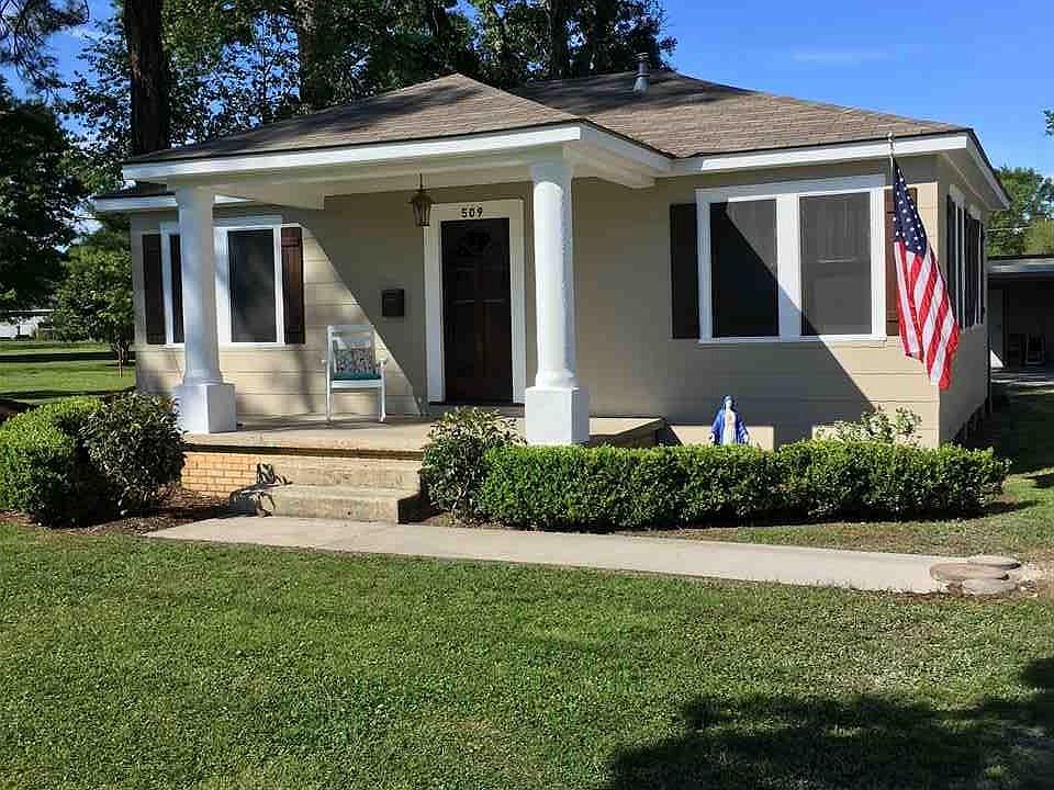 1st image of 509 W End Dr
