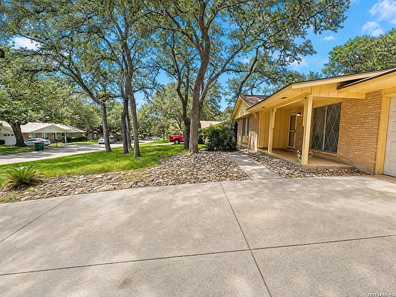 3rd image of 1255 Cibolo Trl