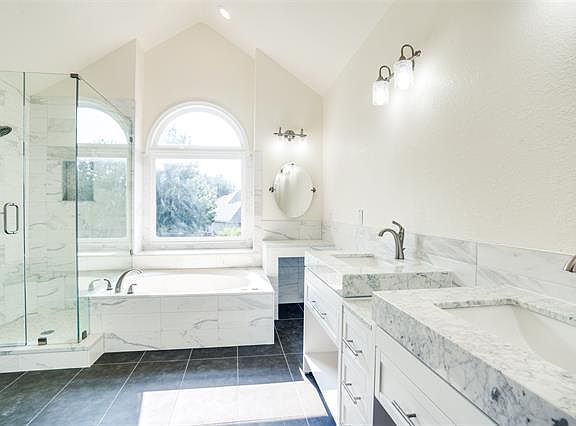 4th image of 3313 Belmont Ct