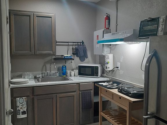 2nd image of 501 Holick Ave #3