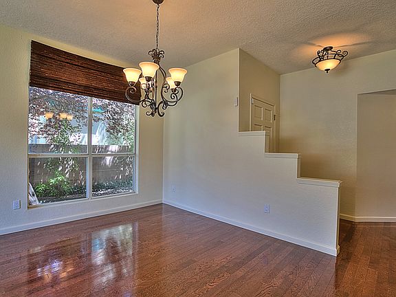 3rd image of 7615 William Moyers Ave NE