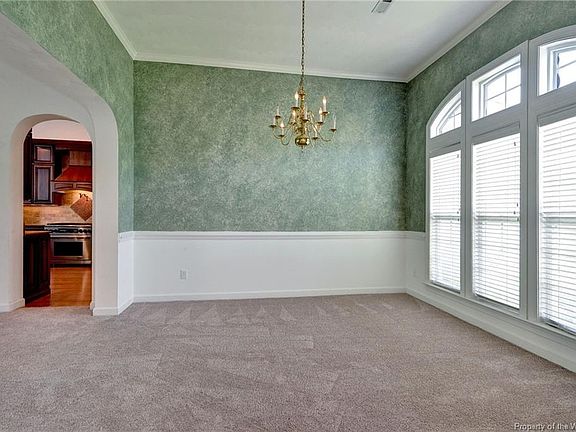 5th image of 160 Old Carriage Way