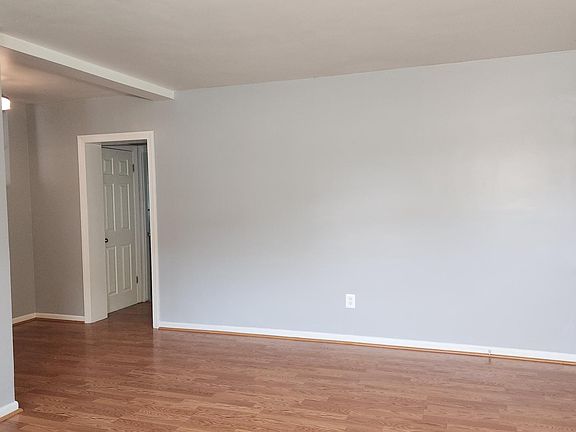 5th image of 5110 Columbia Pike APT 1