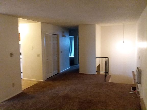3rd image of 44 6th St W APT 6