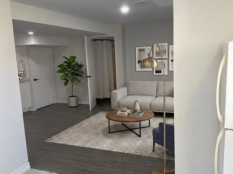 135 Monarch St #BASEMENT — Photo 6