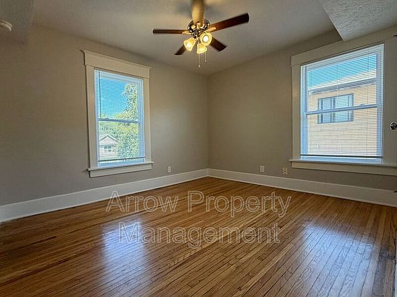 3rd image of 2727 P St APT 3