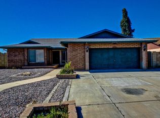 2201 W El Alba Way, Chandler, AZ 85224