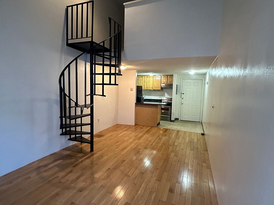 1st image of 385 Dorchester St APT A5