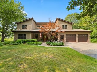 25 Ridgehaven Dr, Newark Valley, NY 13811