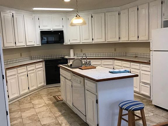 5th image of 315 Gainey Dr