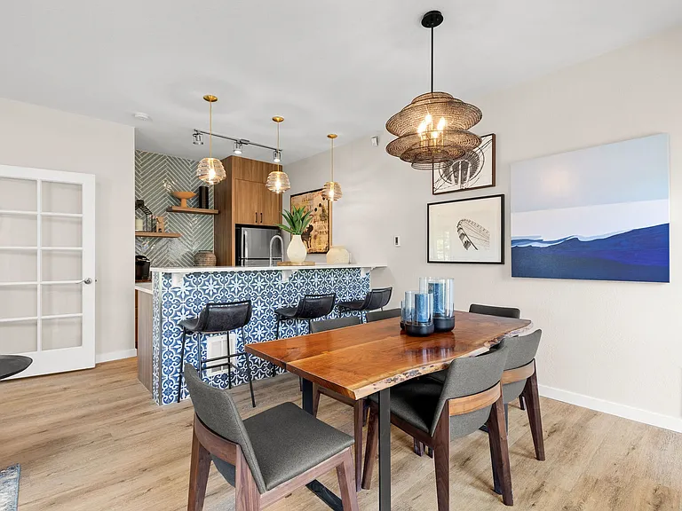 Avana West Hill — Photo 35