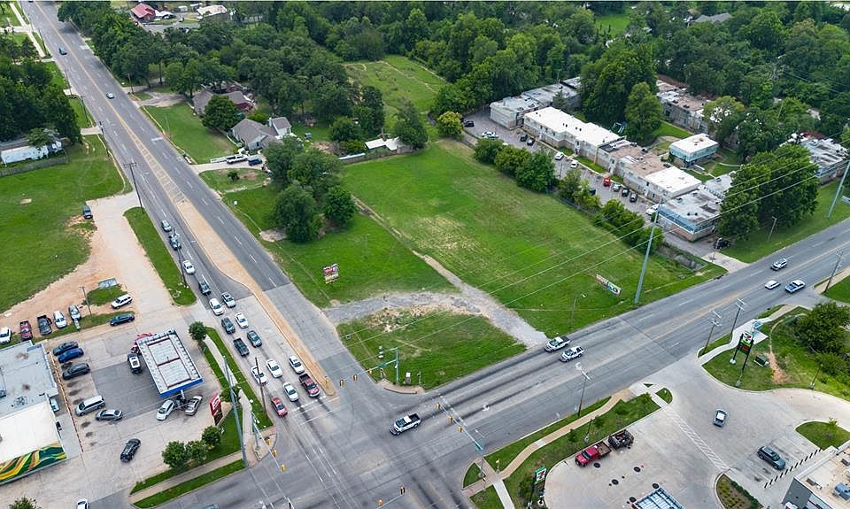 1st image of 1001 N Macarthur Blvd