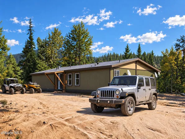16817 N Right Fork Rd, Hauser, ID 83854