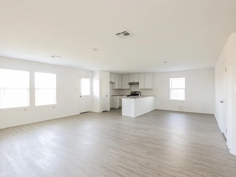 411 Filibusters Trl — Photo 4