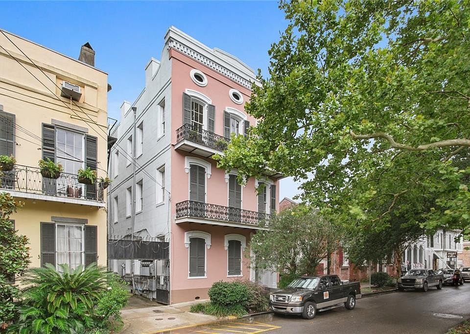 1st image of 820 Esplanade Ave #4