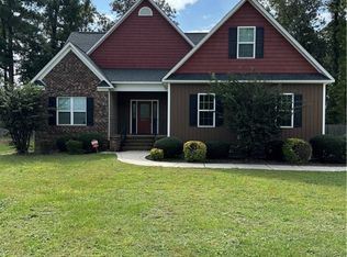 8044 Gaelic Dr, Fayetteville, NC 28306