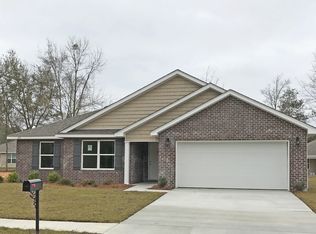 421 W Petunia Dr, Long Beach, MS 39560