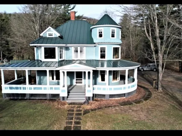 33 South Main Street, Randolph, VT 05060