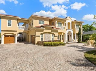 225 Magnolia St, Windermere, FL 34786