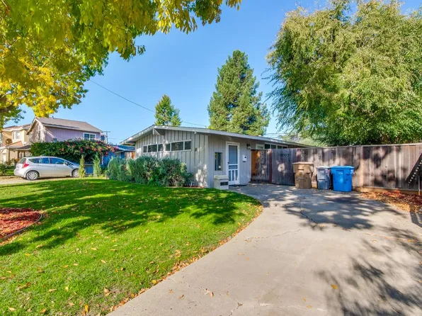 18993 Barnhart Ave, Cupertino, CA 95014