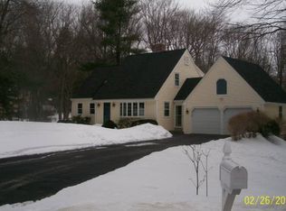 5 Hilltop Cir, West Newbury, MA 01985