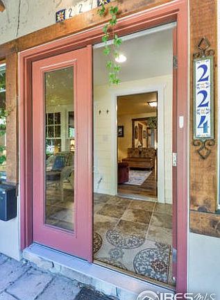 Blend of European and Craftsman Finishes