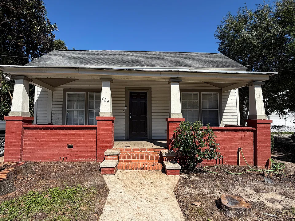 724 W Brevard St