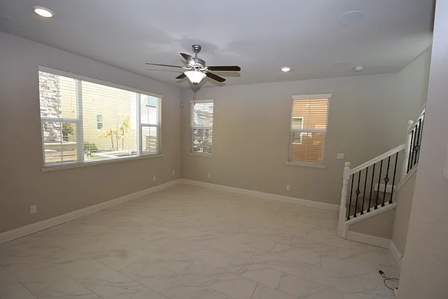 3 bed, 2.5 bath, 1684 sqft, $3,000 — Photo 4