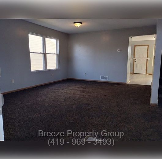 1st image of 205 W Chalmers Ave