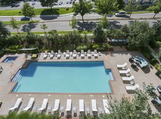 Promenade Place, Englewood, CO 80111