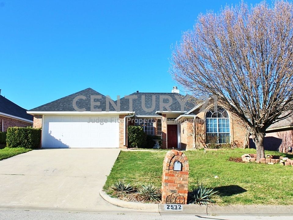 1st image of 2532 John Dr