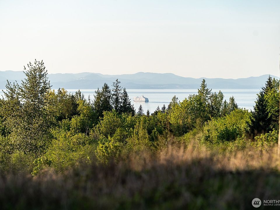 1st image of 405 Elk Run Trail
