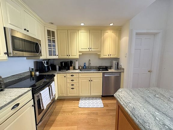 2nd image of 33 Sleeper St APT 210