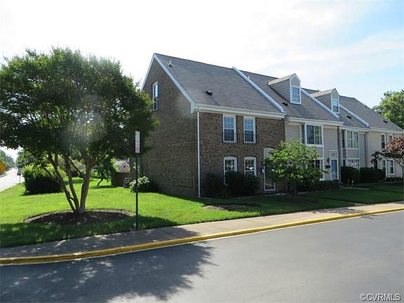 3rd image of 60 Skipwith Green Cir #60
