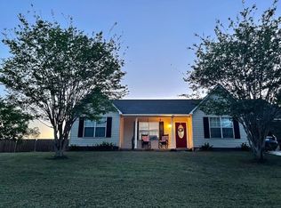 123 Kaitlyn Ct, Fitzgerald, GA 31750