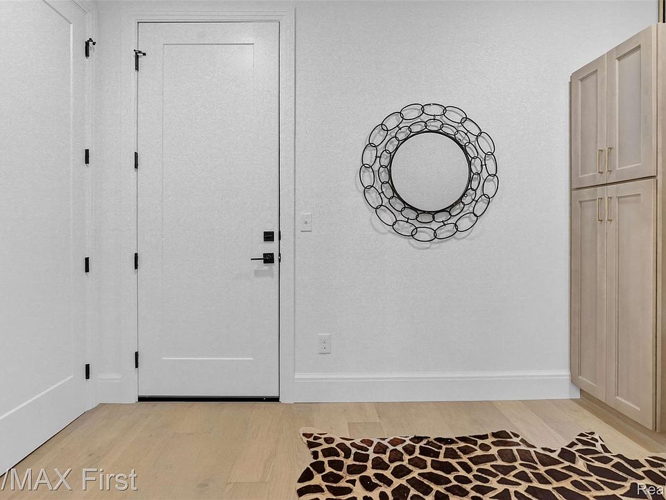 1037 Butternut Ave, photo 26