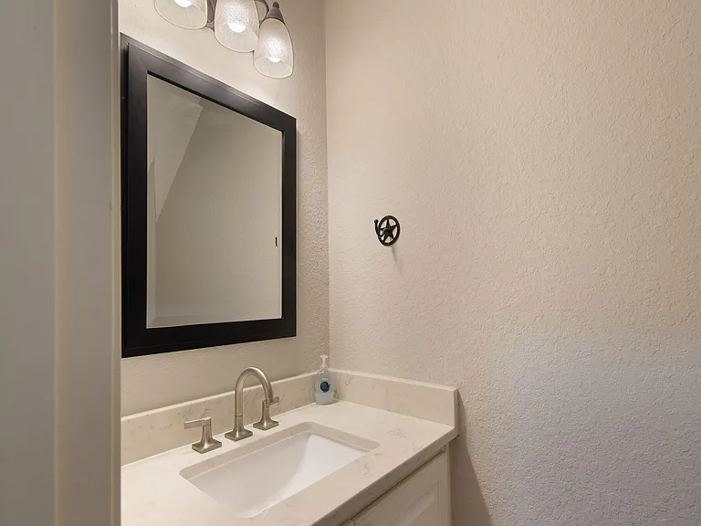 54 Douvaine Ct — Photo 26