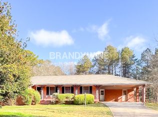 790 Aberdeen Dr, Stone Mountain, GA 30083