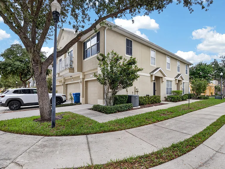 6746 Breezy Palm Dr — Photo 1