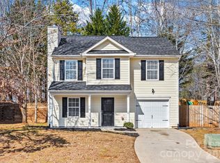 1411 Swaying Branch Ln, Clover, SC 29710