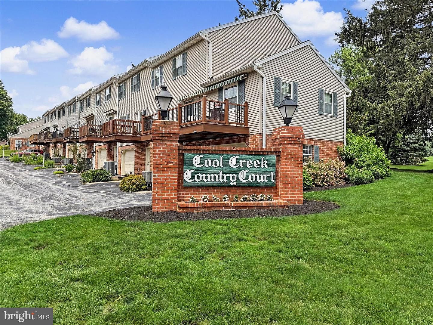 946 Eagle Ln Unit 946